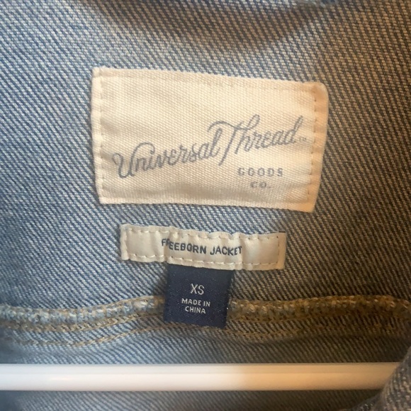 Universal Thread Denim Jacket - Picture 3 of 3